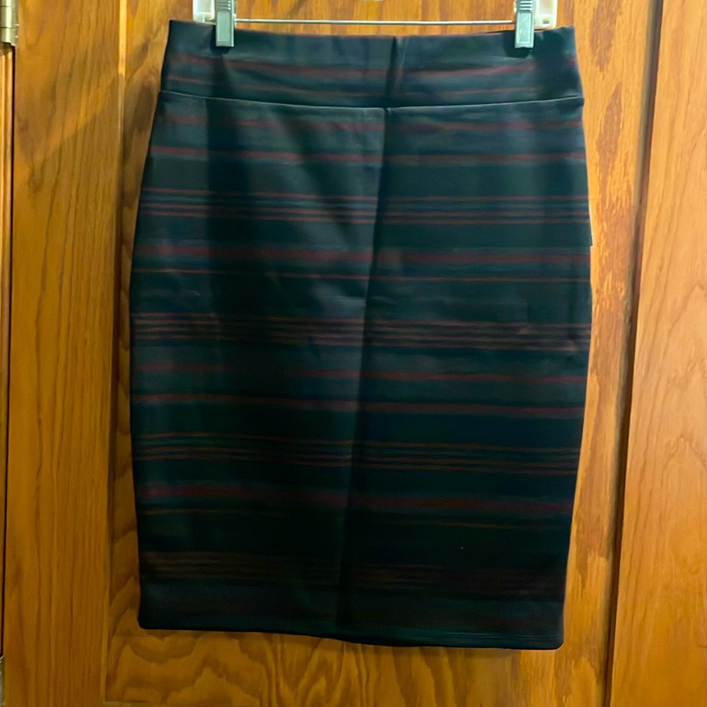 Joe B black and maroon striped pencil skirt.  Tags on!
